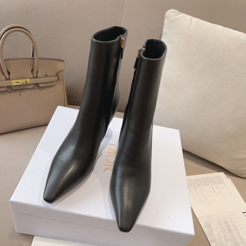 ch**an D*or boots